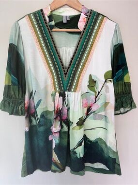 Anthropologie Bl^nk London Stephanie in Green Floral Landscape Boho V-Neck Smal